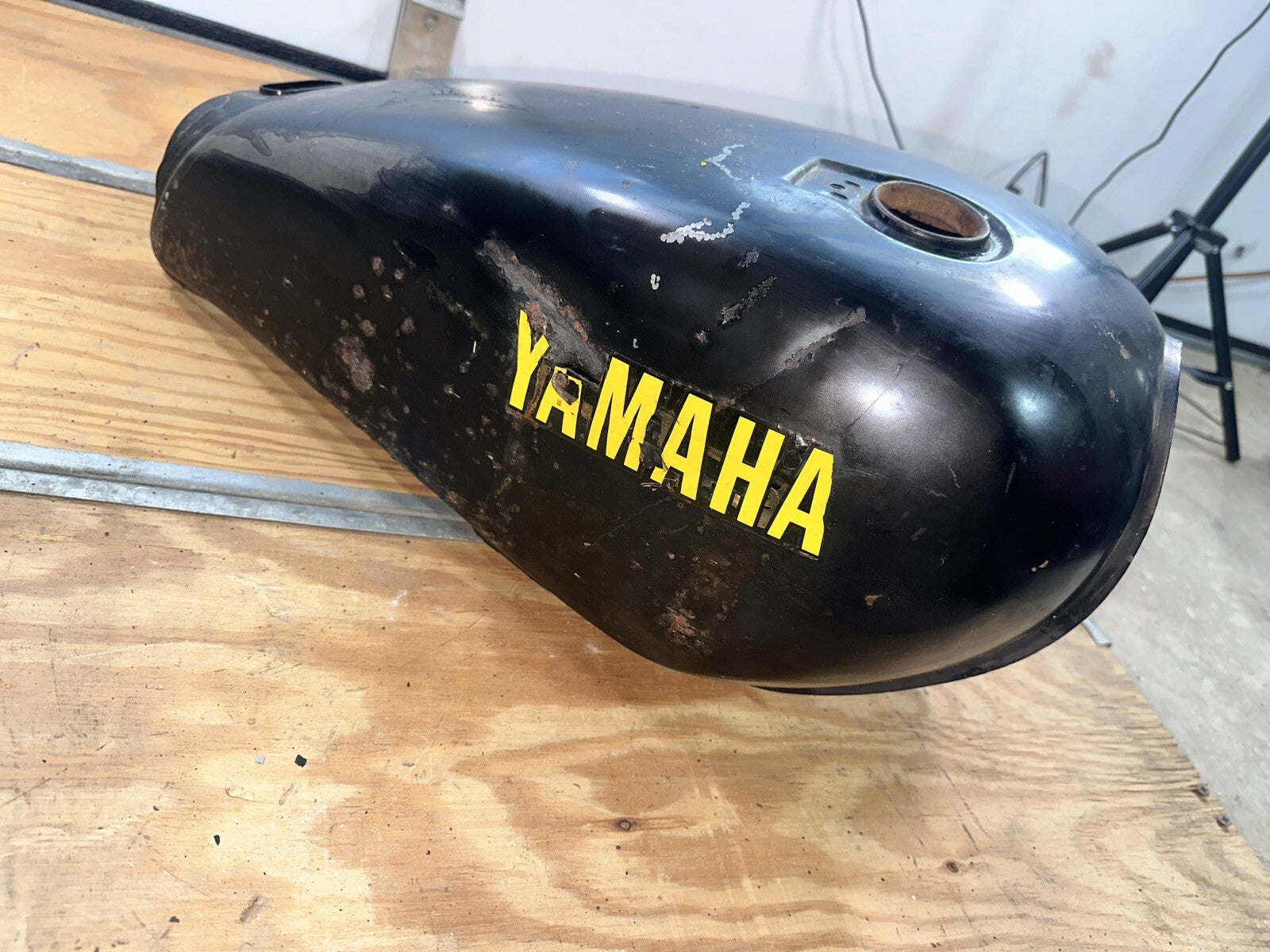 YAMAHA VIRAGO FUEL TANK PETROL GAS XV750 1981-1983 XV 750