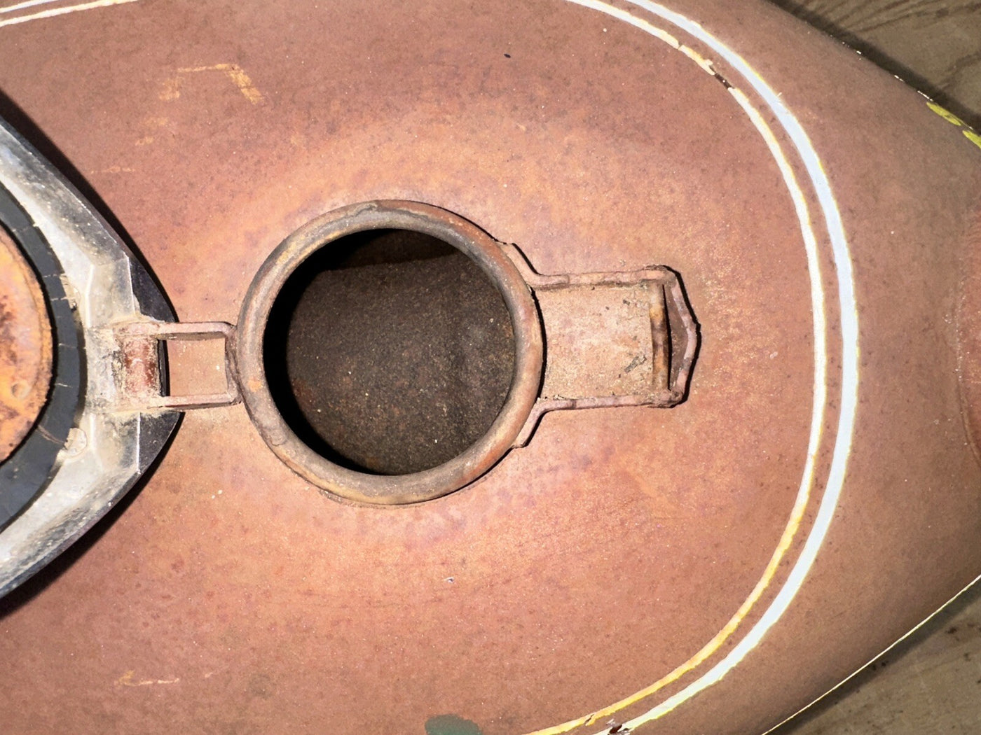 1974-77 Kawasaki KZ400 KZ 400 Gas Tank Fuel
