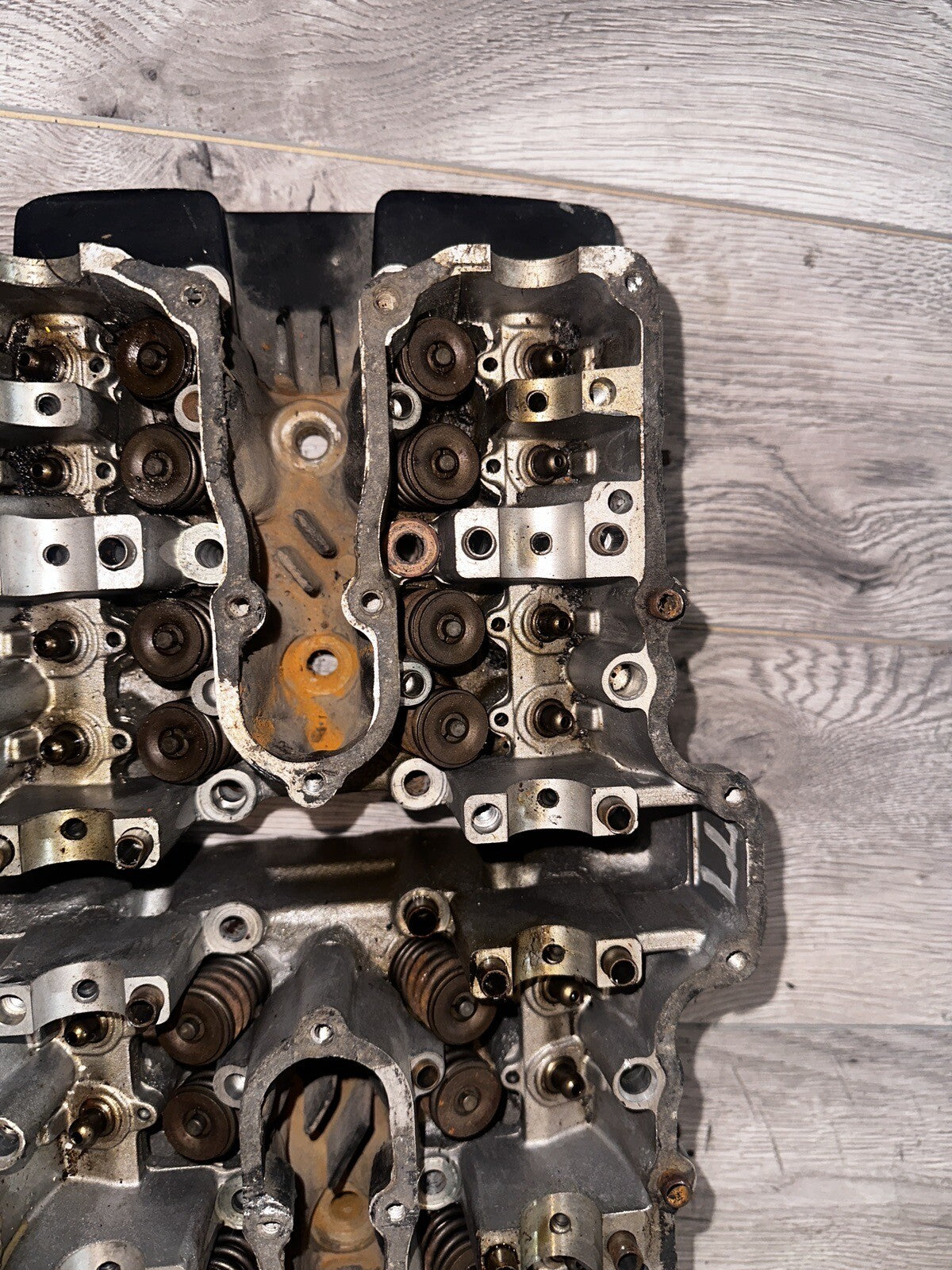 1983 Honda Cb550sc Cb 550 Nighthawk Engine Cylinder Head