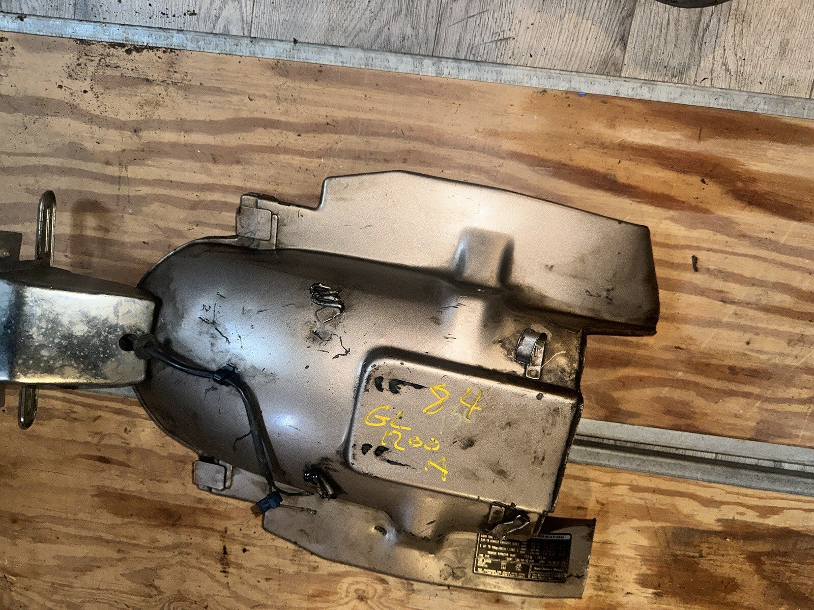 84 85 Honda GL1200 Goldwing Aspencade Rear Fender Inner Heat Shield Cover Panel