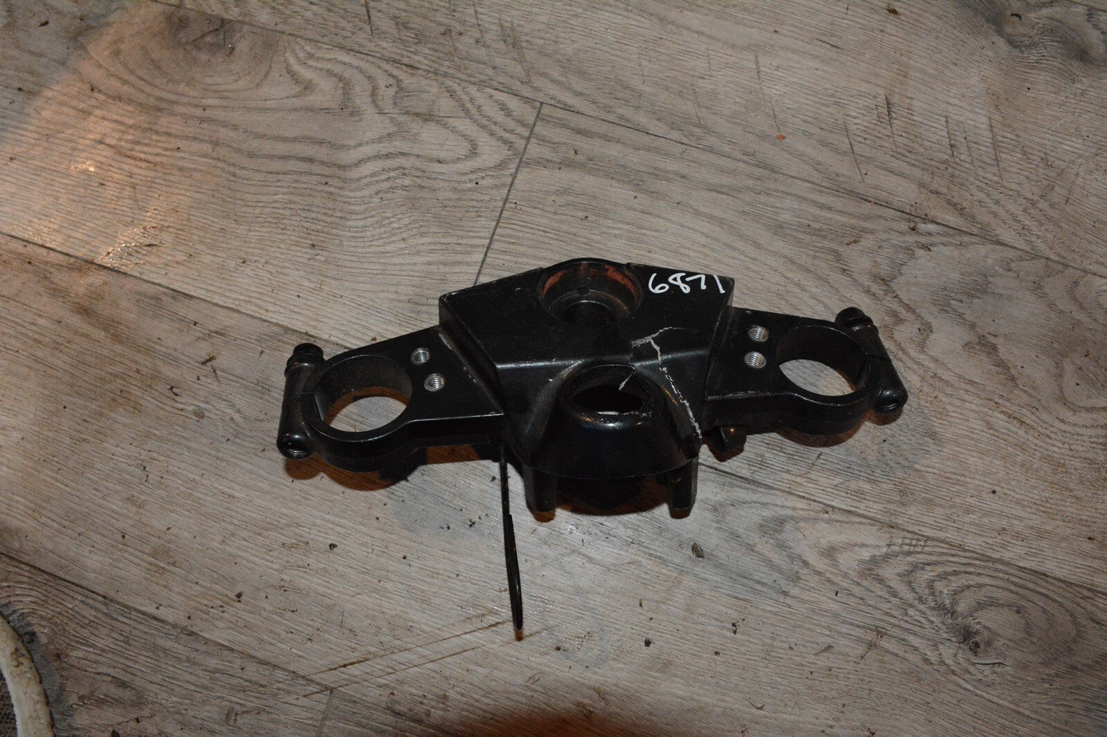 94-01 Kawasaki Ninja ZX11 ZX-11 FRONT UPPER TRIPLE TREE CLAMP OEM