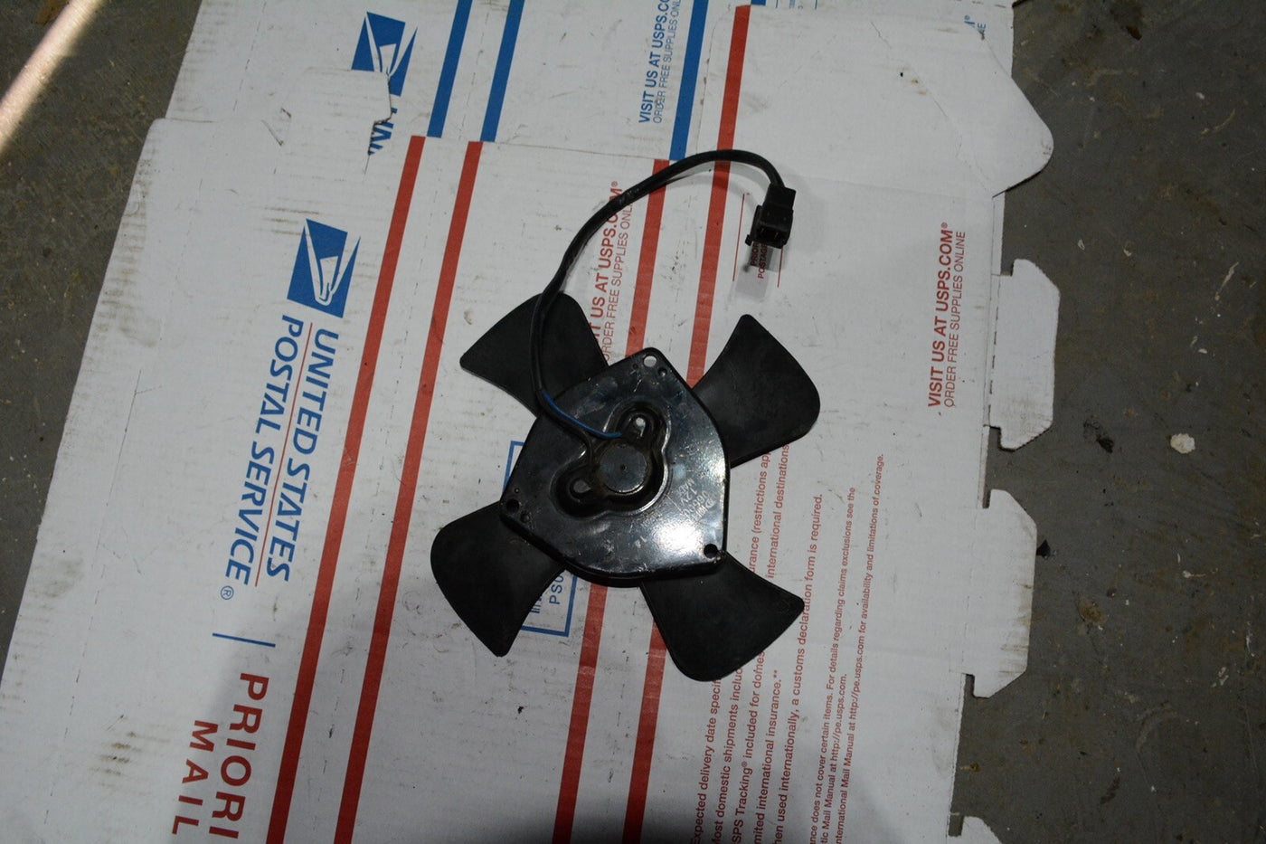 92 KAWASAKI ZX600 ZX 600 ZX-6 NINJA RADIATOR FAN