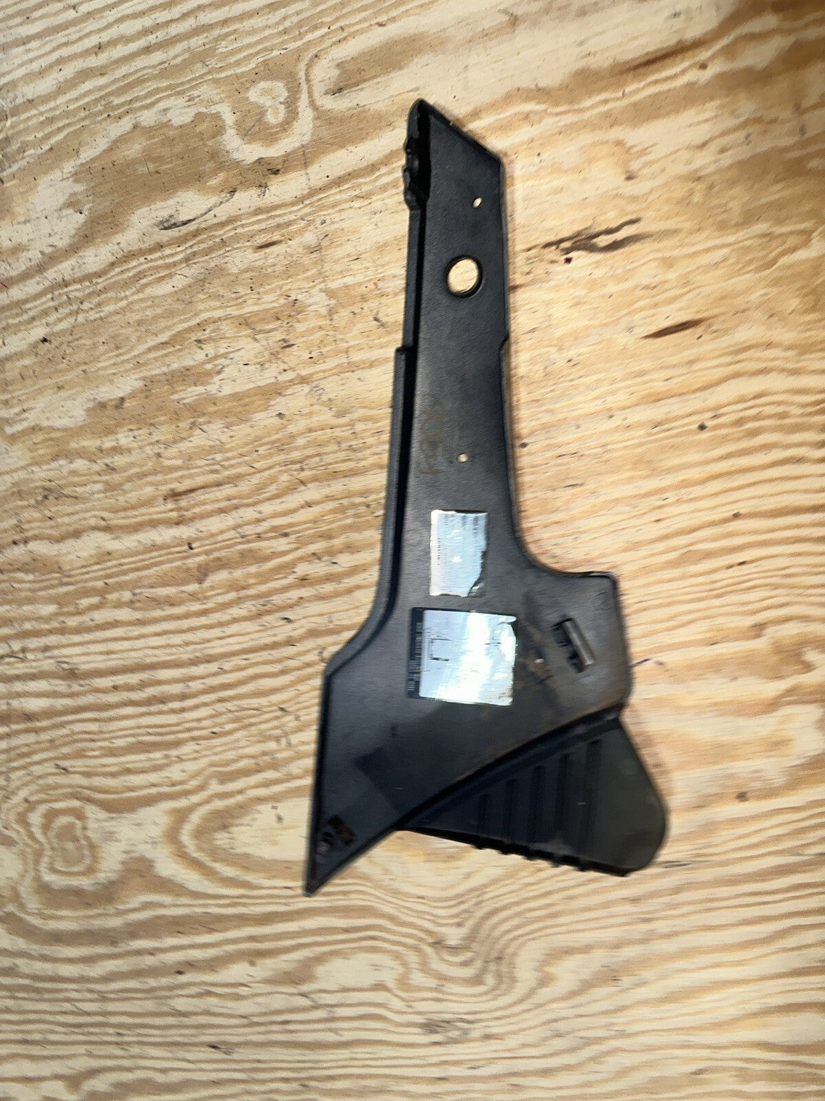 1984-85 Yamaha FJ600 Right Side Cover Panel - READ DESCRIPTION