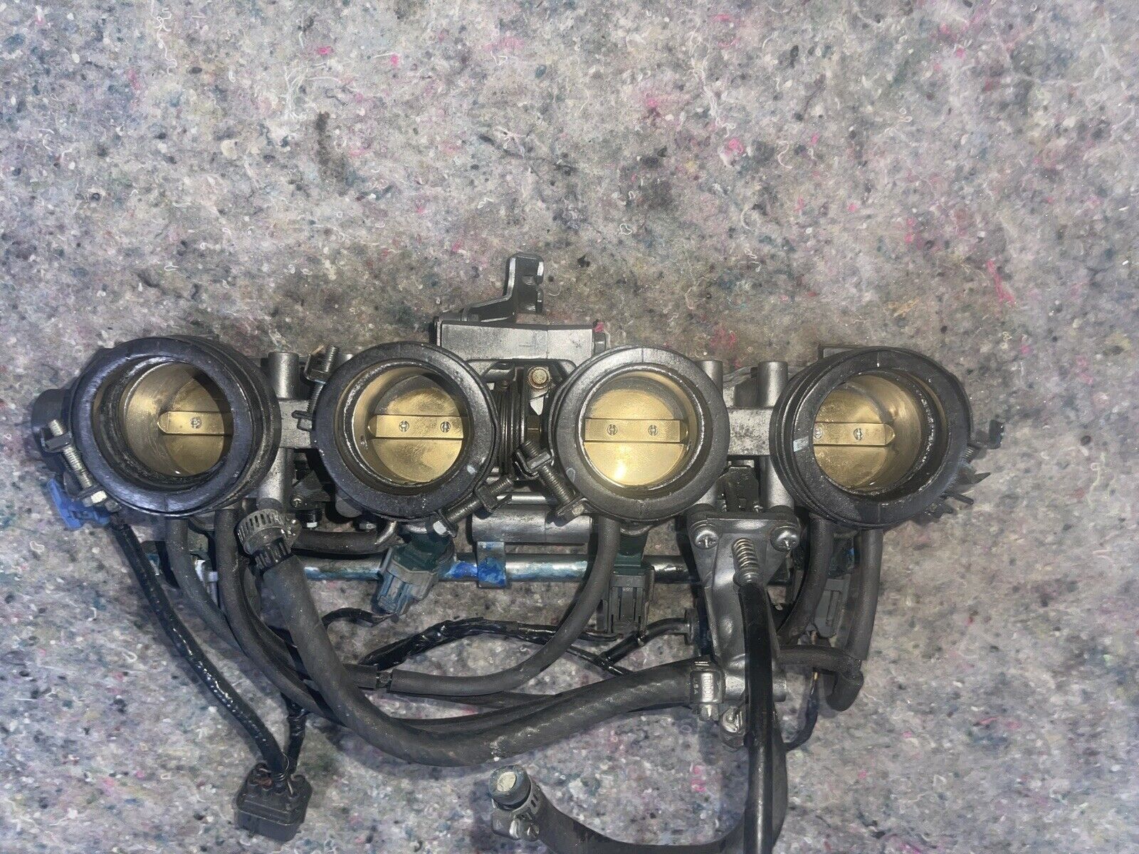 02 03 HONDA CBR 954 THROTTLE BODIES CARBS