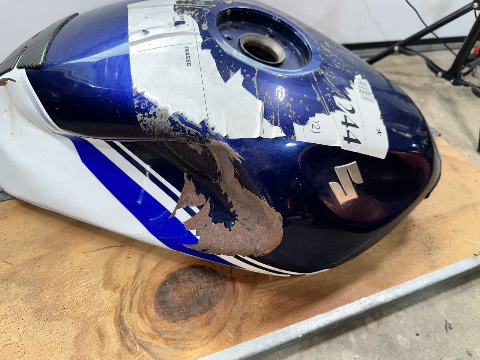 96-00 Bandit 1200S GAS TANK FUEL CELL PETROL RESERVOIR GREEN OEM