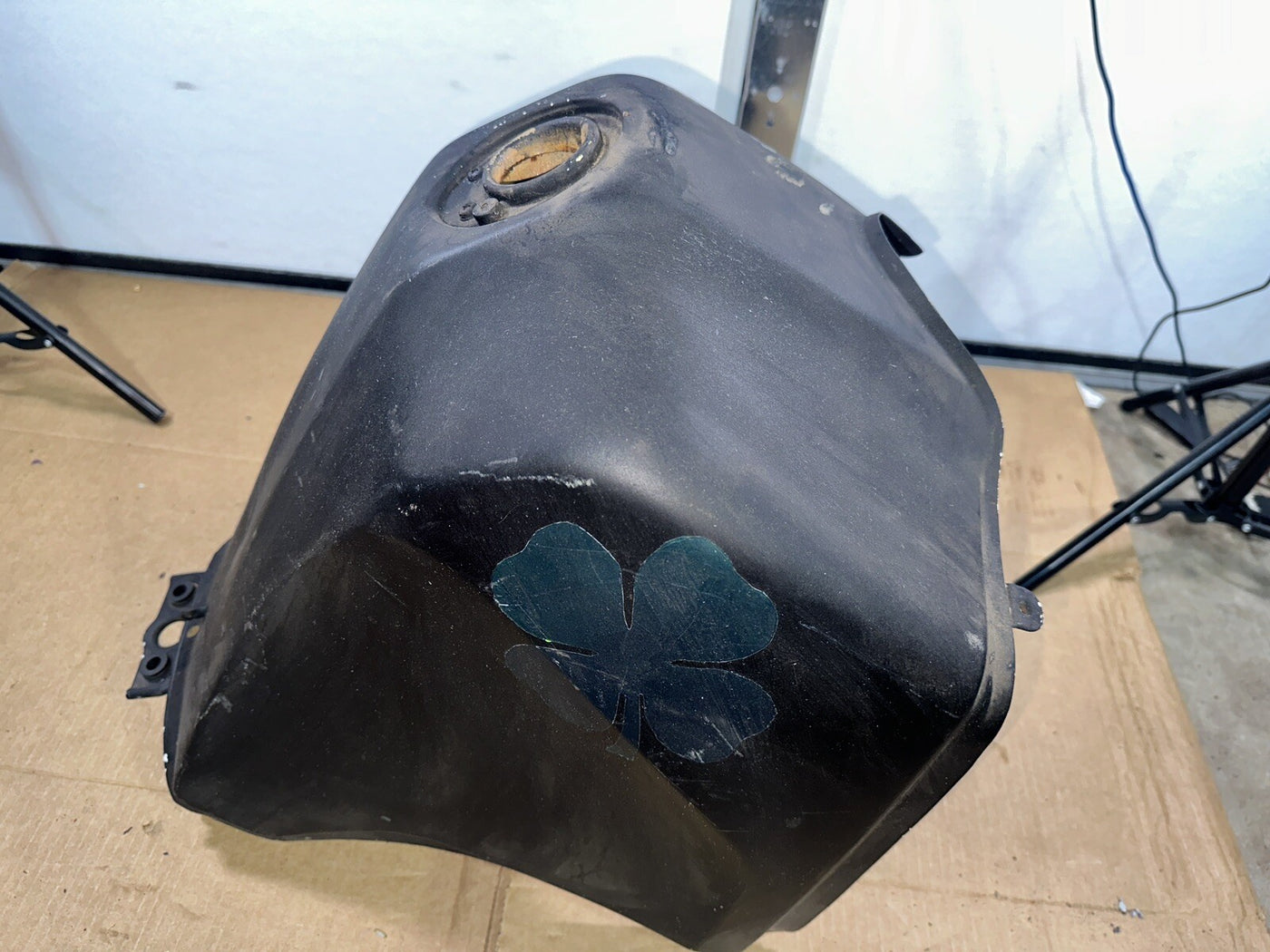 2004 Kawasaki Klr650 Gas Fuel Tank Cell Petrol Reservoir