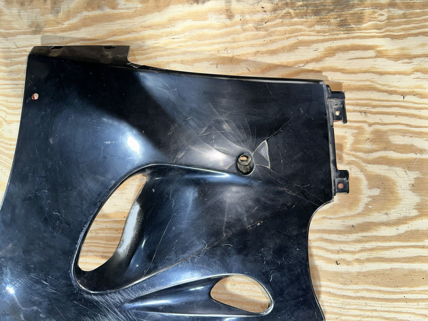96-99 SUZUKI GSXR750 RIGHT LOWER MID UPPER SIDE FAIRING COWL 