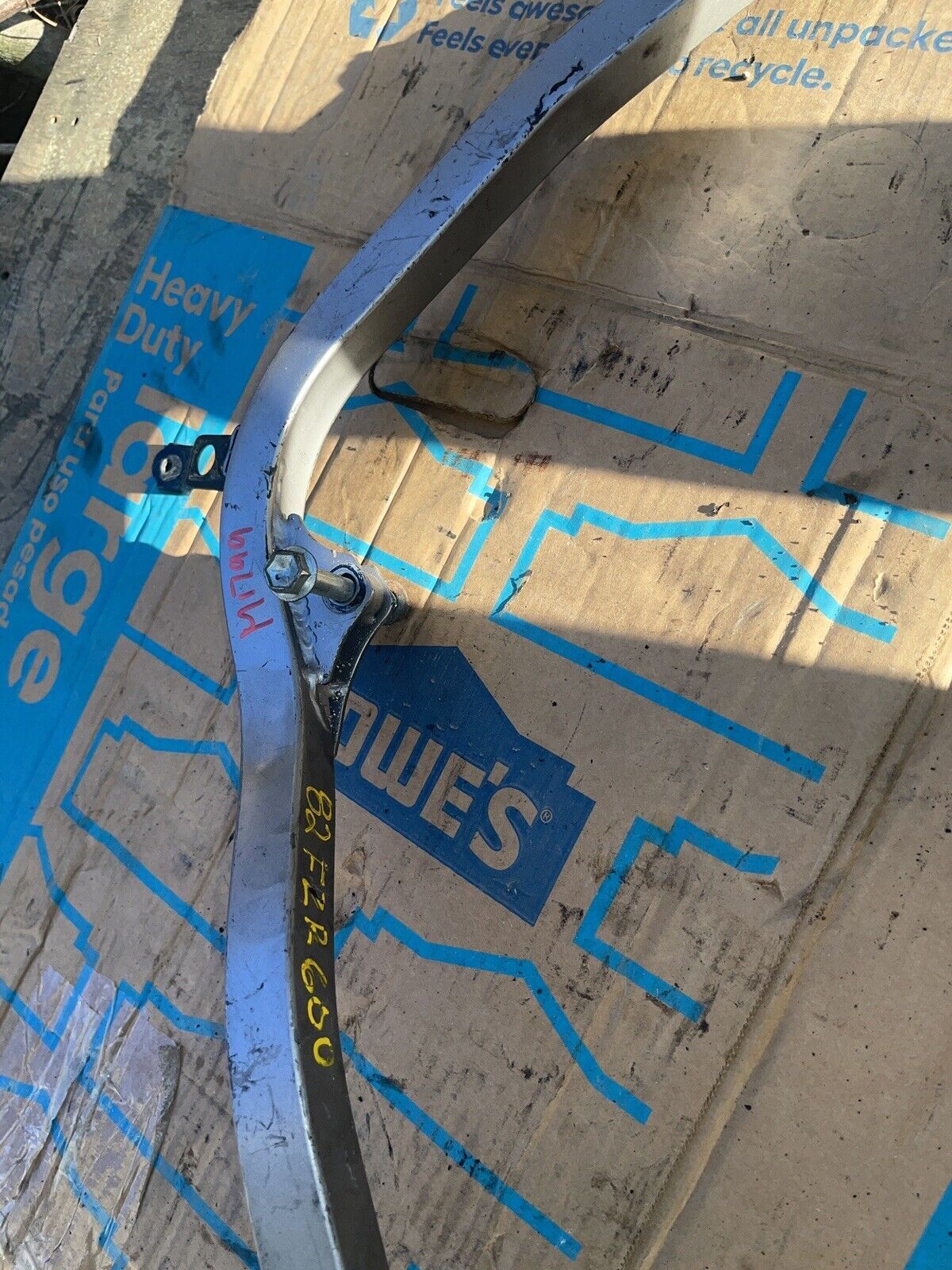 1991 Yamaha FZR600R RIGHT LOWER FRAME SUPPORT BAR RAIL SUBFRAME FZR 600 91