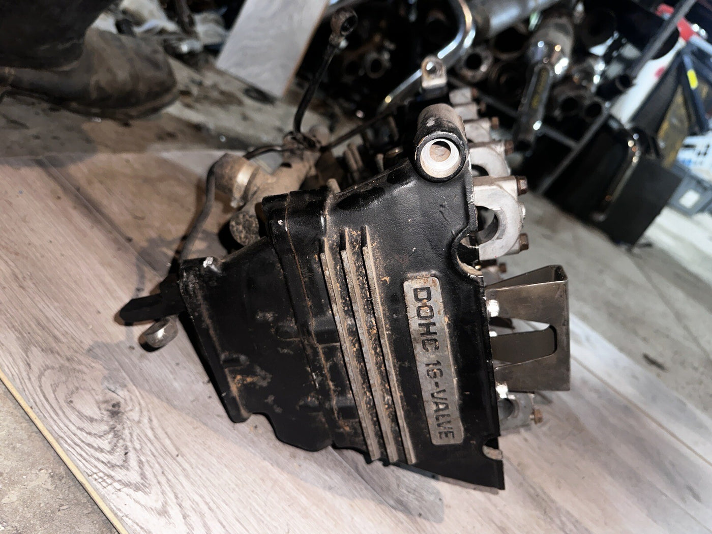 84-86 KAWASAKI NINJA 900R GPZ 900 Engine Motor Cylinder Head And Cylinder Jug
