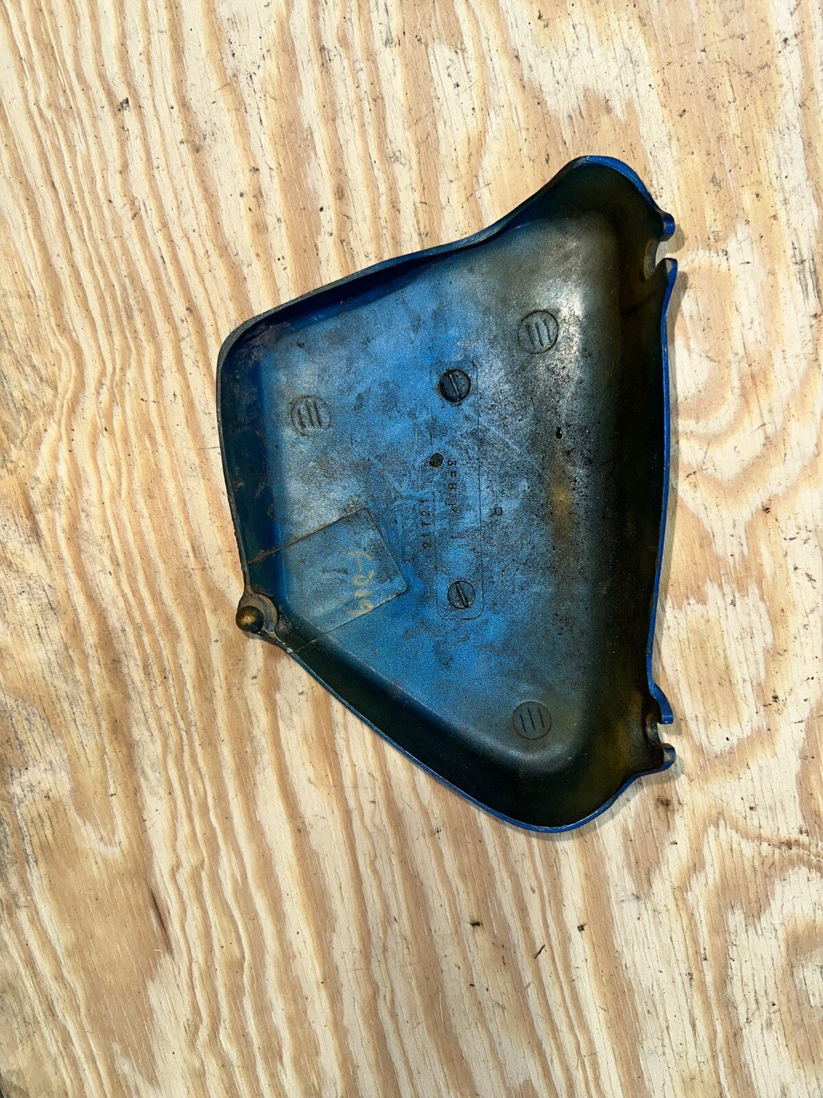 1980 Yamaha XS400 Special 2 OEM Right Side Cover Blue