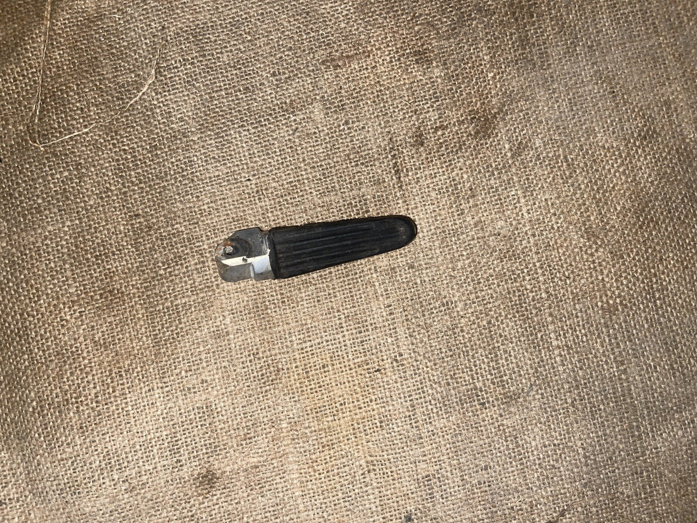 SUZUKI HAYABUSA DRIVER FRONT Right FOOT PEG STEP FOOTREST
