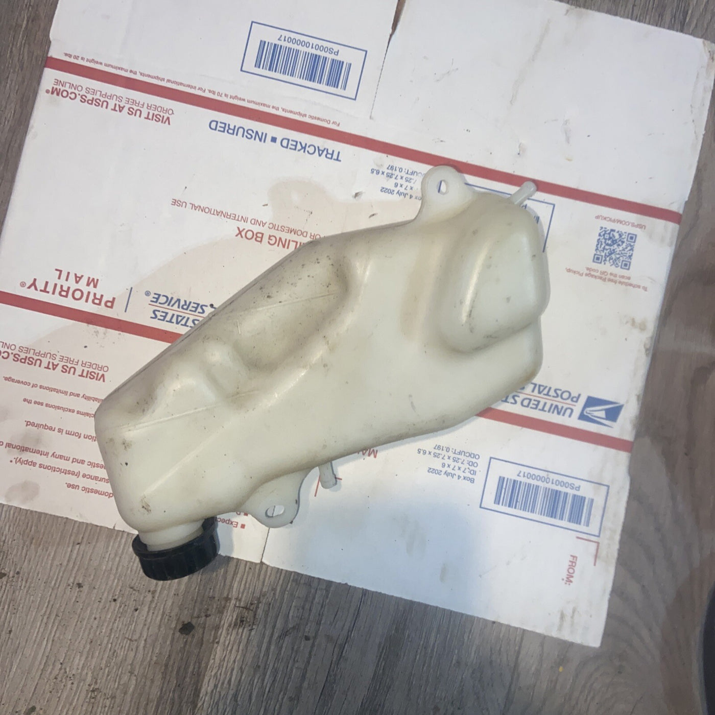 93 94 95 KAWASAKI NINJA ZX7 ZX750L OEM COOLANT WATER TANK RESERVOIR BOTTLE