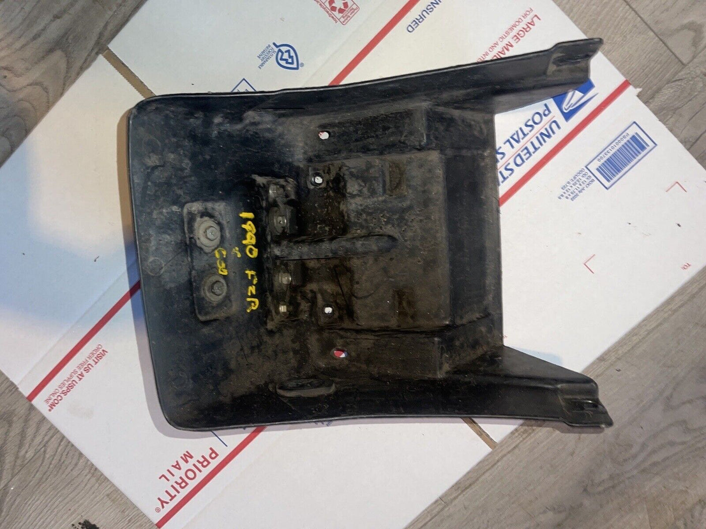 License Plate Mount Bracket 1990 Yamaha FZR600R FZR 600 FZR600 90