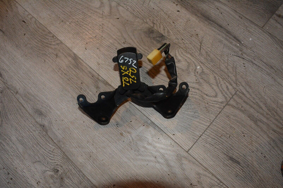75 Yamaha xs 750 speedometer bracket