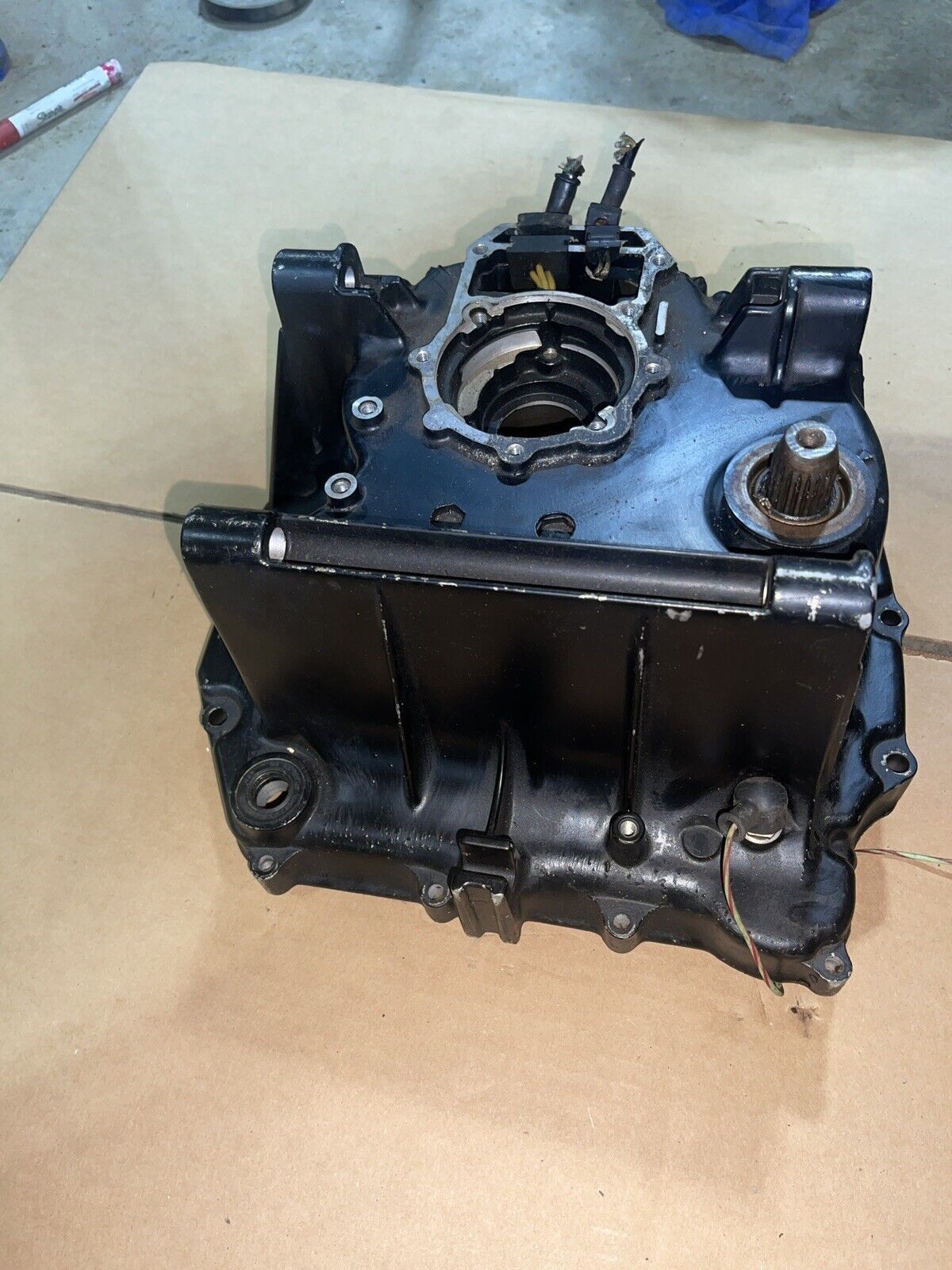 93-01 KAWASAKI NINJA ZX11 LOWER ENGINE BOTTOM CRANKCASE CRANK CASES MOTOR BLOCK