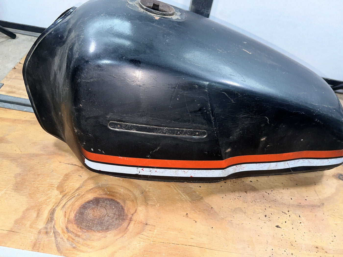 1980 80-83 Suzuki GS1100 GS1100E OEM Gas Fuel Tank Petrol Reservoir Can