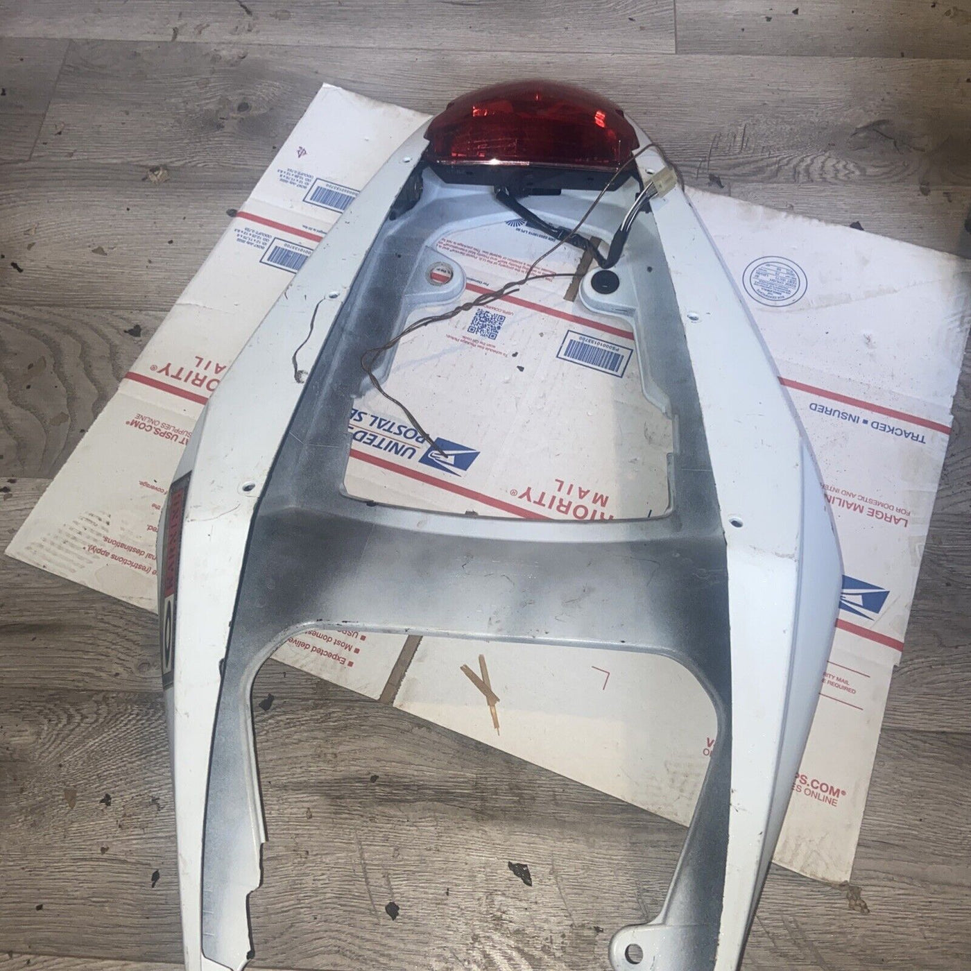 2004 Suzuki GSXR 750 Rear Back Tail Fairing Cowl