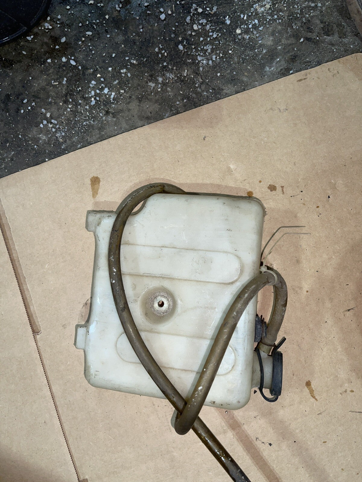 84-87 HONDA GOLDWING 1200 COOLANT WATER TANK RESERVOIR BOTTLE