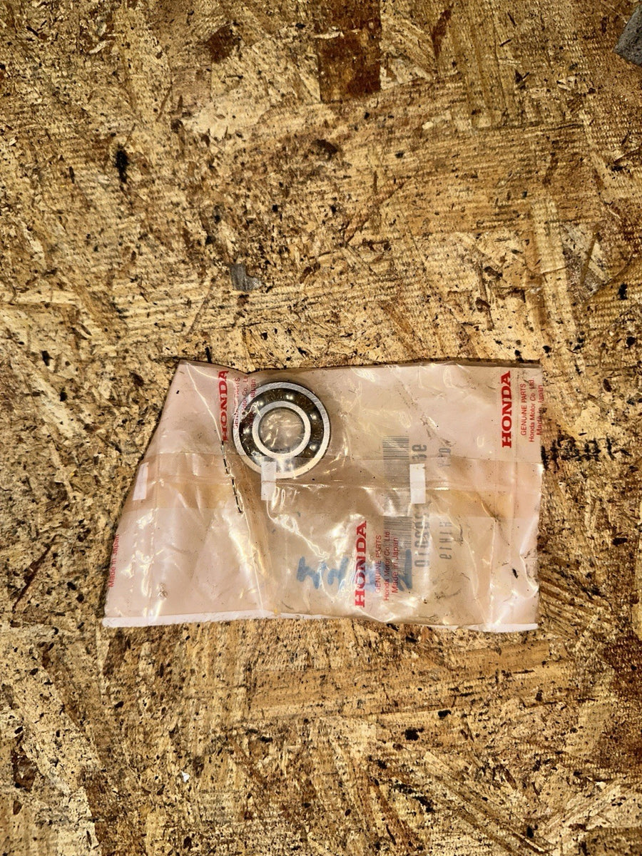 Honda OEM bearing new 96100 6202010