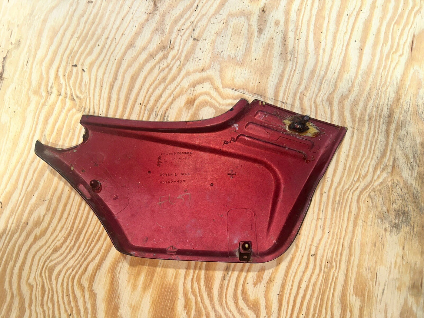 1979-1980 Honda CB900F CB 900 F Super Sport Left Side Cover Used 83700-438