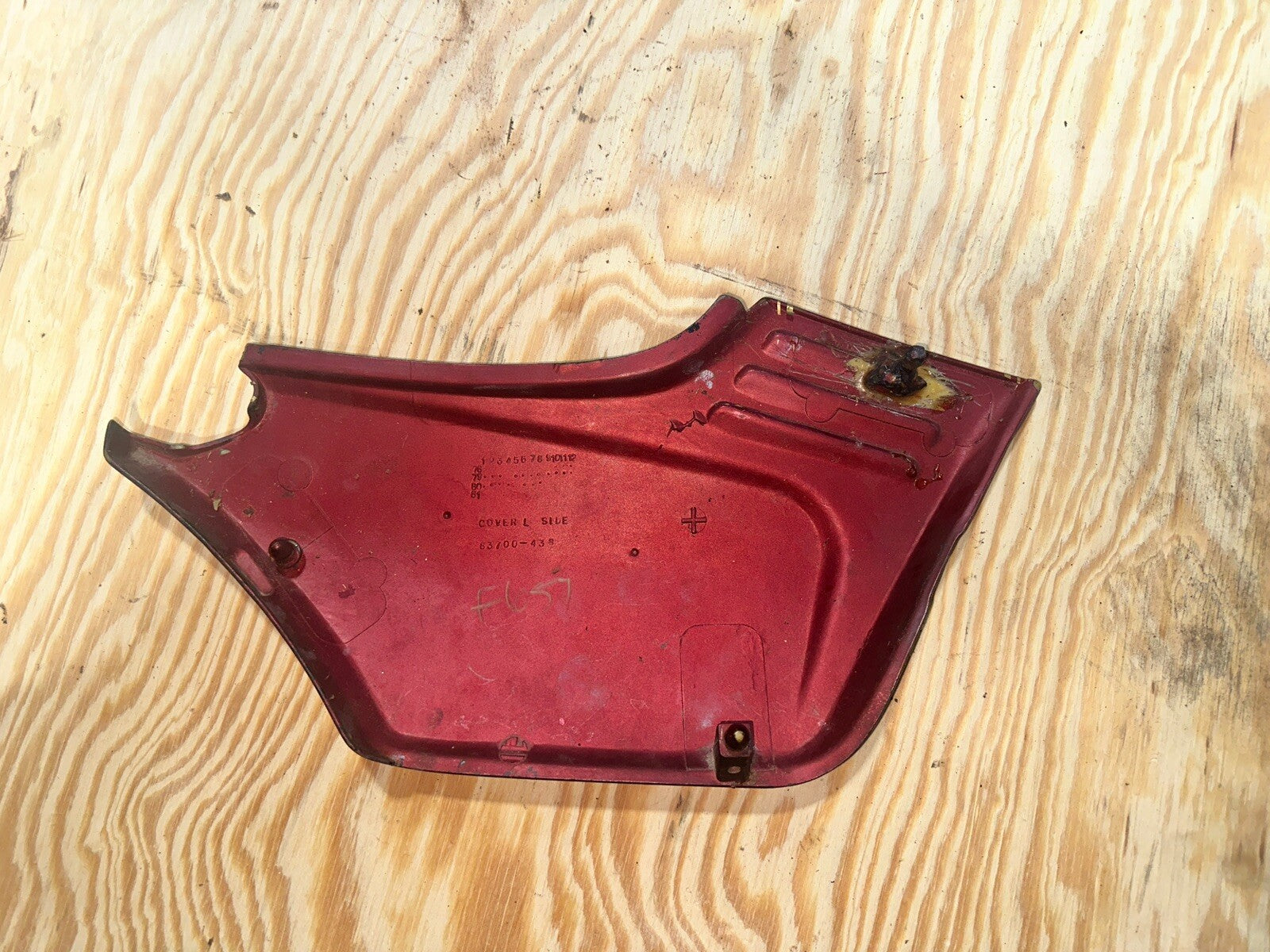 1979-1980 Honda CB900F CB 900 F Super Sport Left Side Cover Used 83700-438