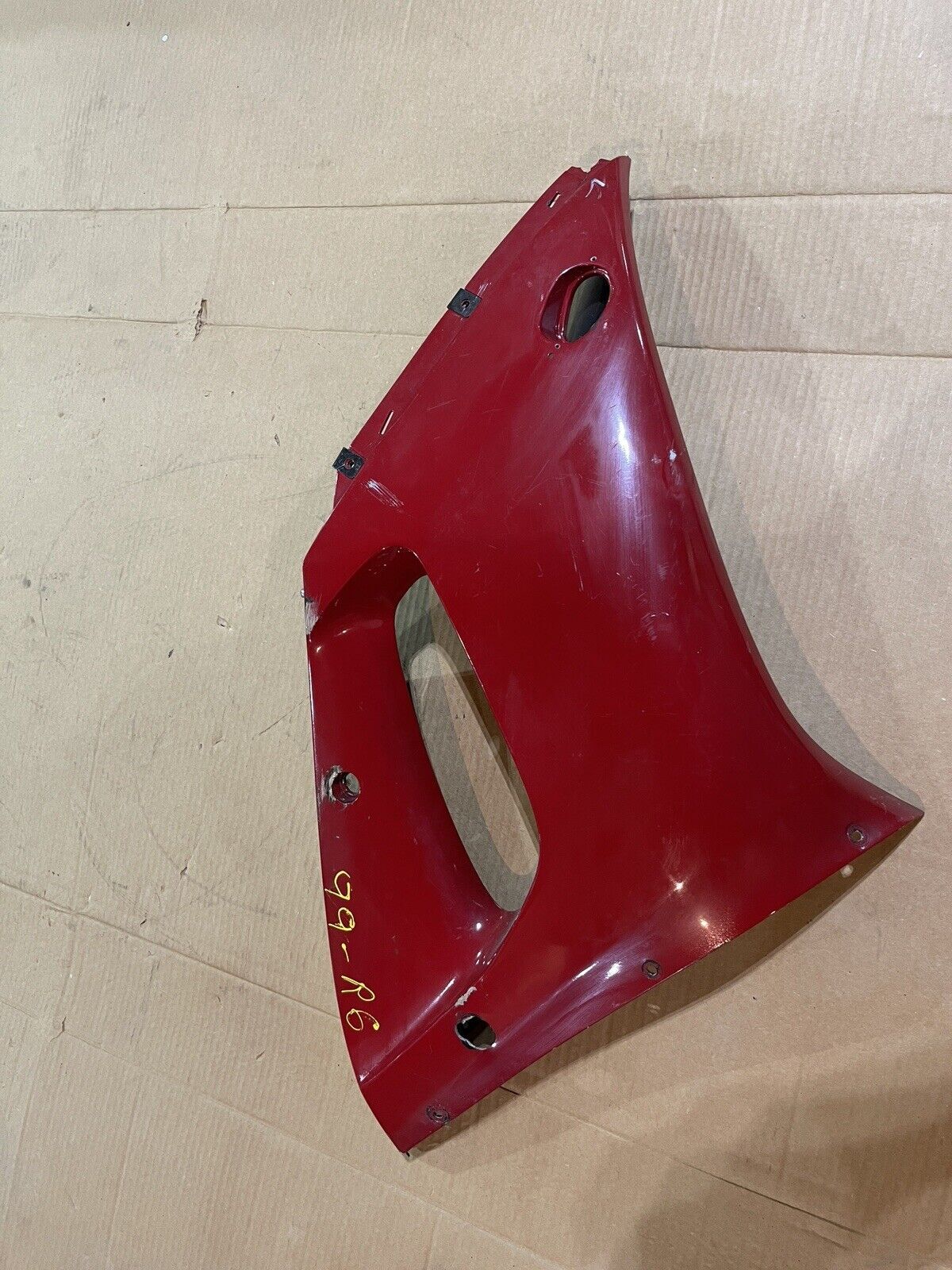 99 00 01 02 Yamaha R6 YZF-R6 OEM right Side mid fairing red