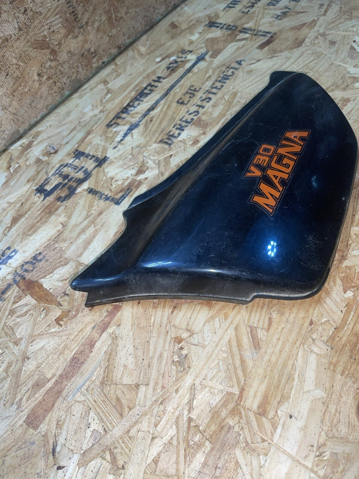 1985 Honda MAGNA VF500C V30 Black Left Side Cover VF 500 OEM 83700-MJ8-0000