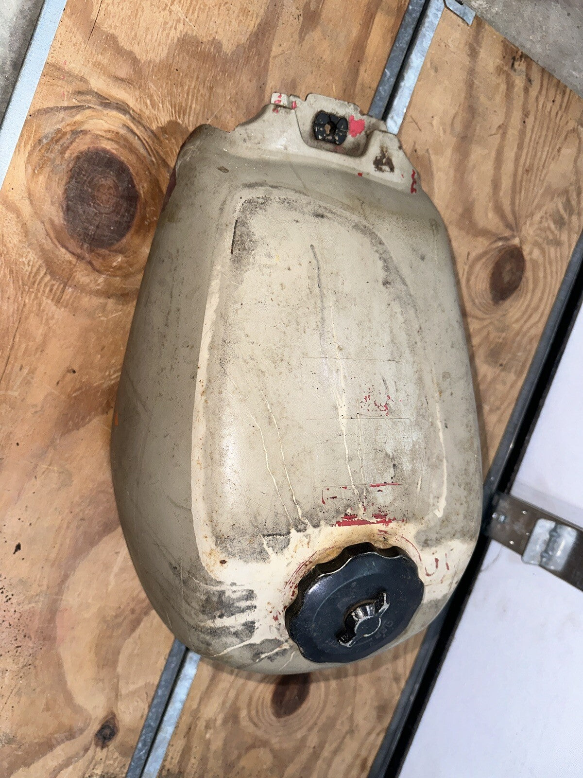 1984 Honda ATC 200 M 200m gas tank fuel tank