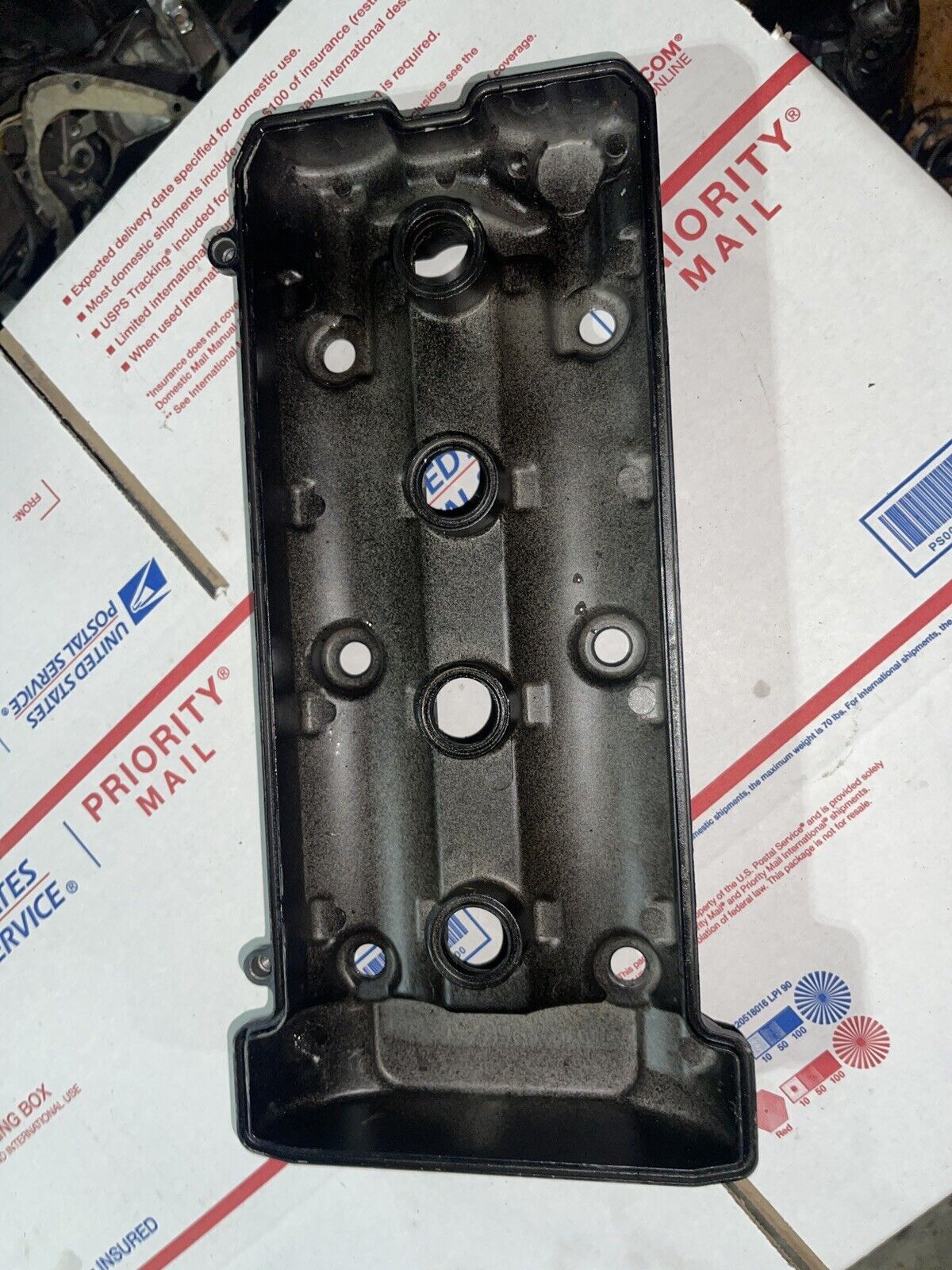 CYLINDER HEAD VALVE COVER 97 98 99 00 GSXR600 96-99 GSXR750 1997 1998 1999 2000