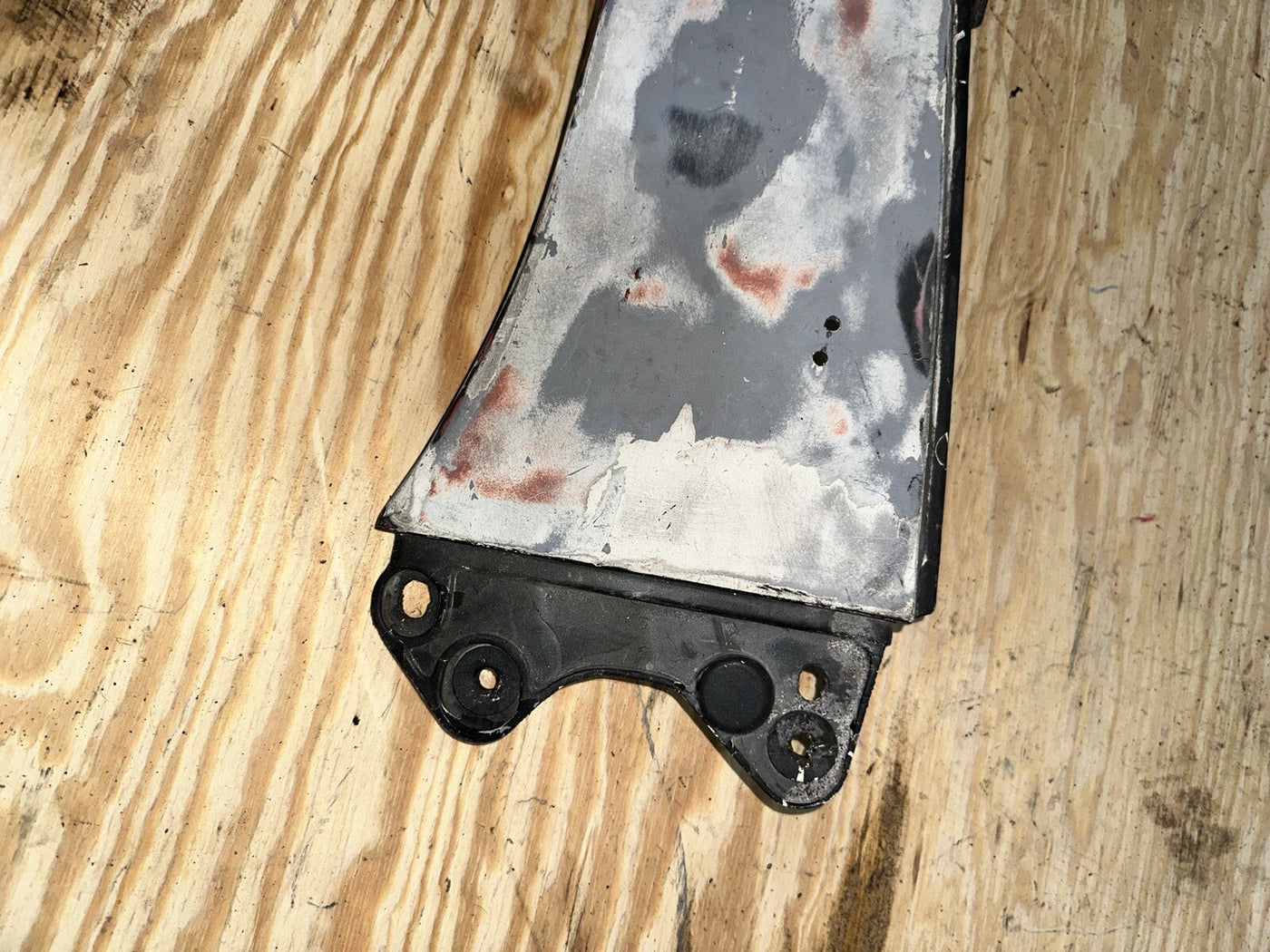 SUZUKI 86 GSXR750 GSXR 750 RIGHT SIDE TAIL FAIRING COVER PANEL OEM