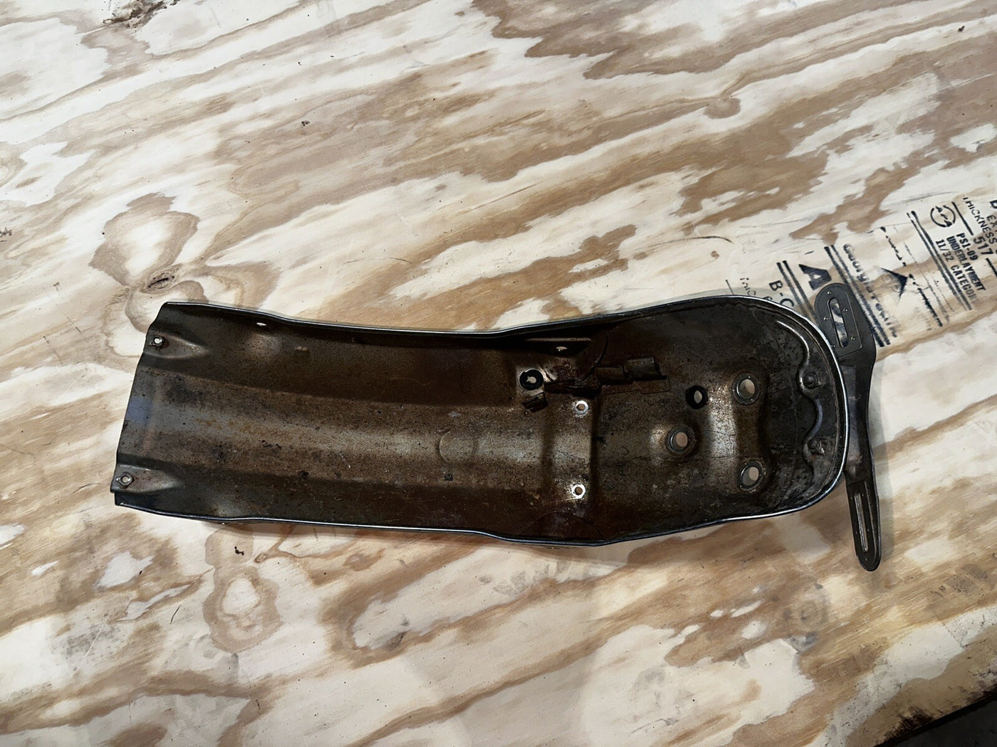 84-87 YAMAHA VIRAGO 700 XV700 REAR BACK WHEEL FENDER MUD GUARD