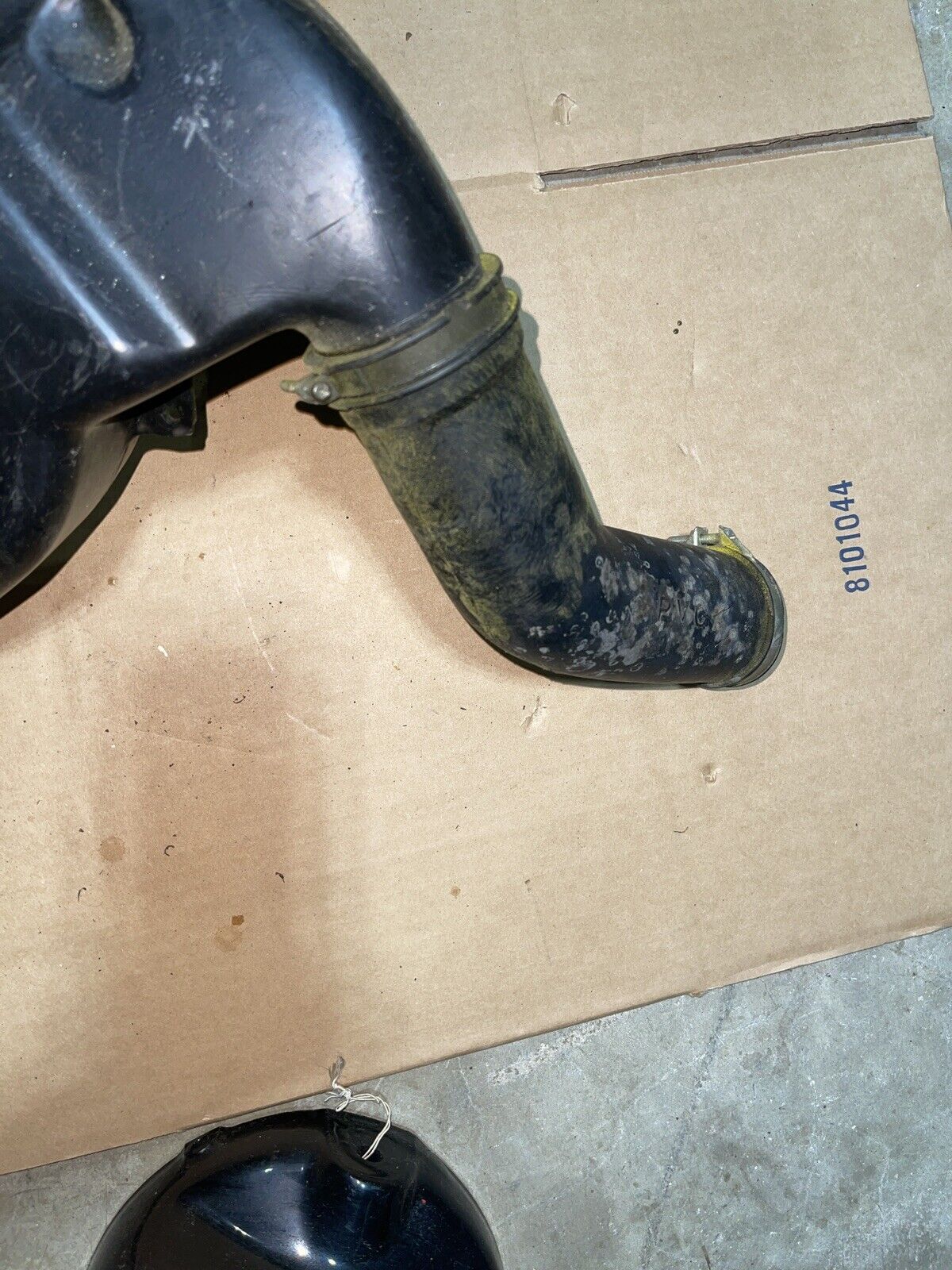 2005 Yamaha YZF600R YZF600 Thundercat OEM Air Intake Assembly Duct Tube