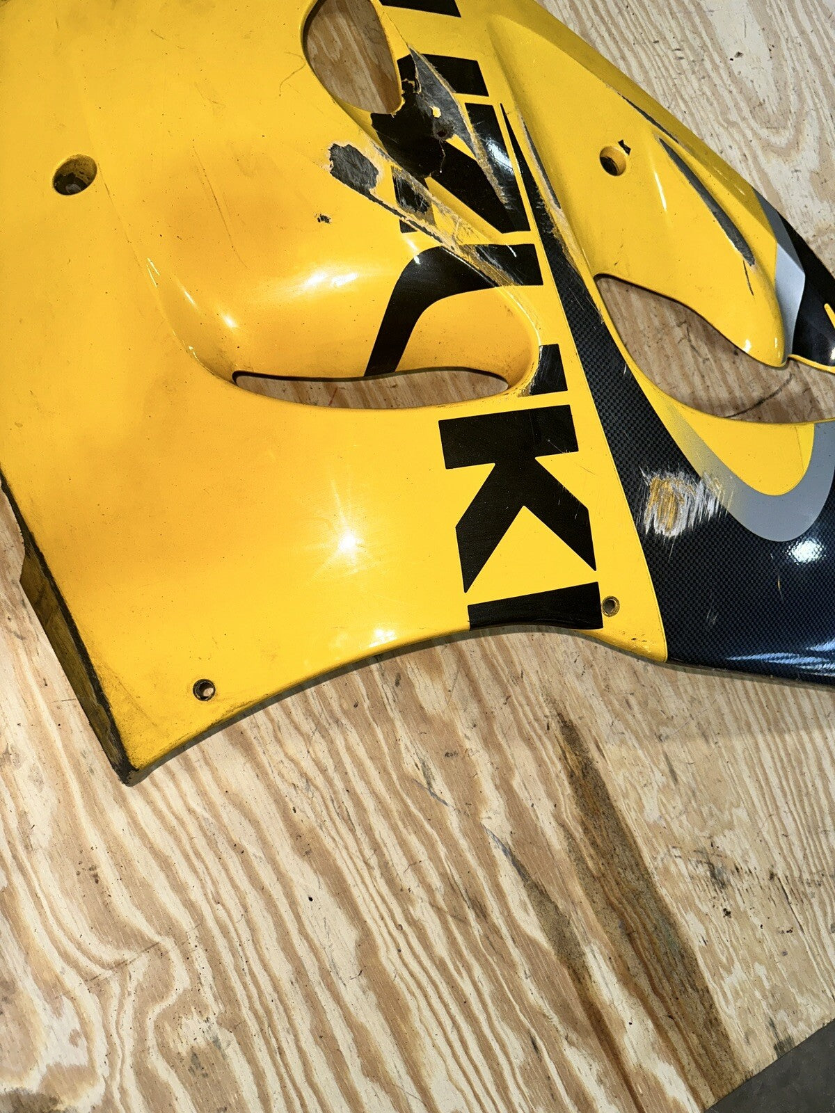 SUZUKI GSXR600 SRAD 1997-2000 OEM RIGHT SIDE MID COVER FAIRING COWL 94471-33E00