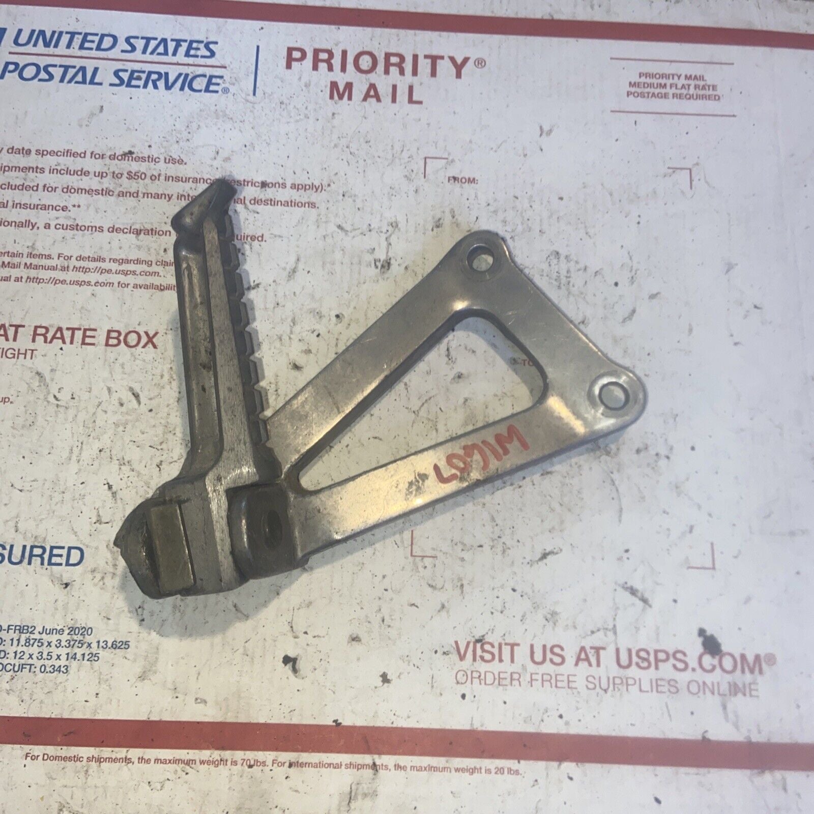 96-04 Kawasaki ZX7R 750 Ninja Passenger Rear Right Foot Peg Mounts