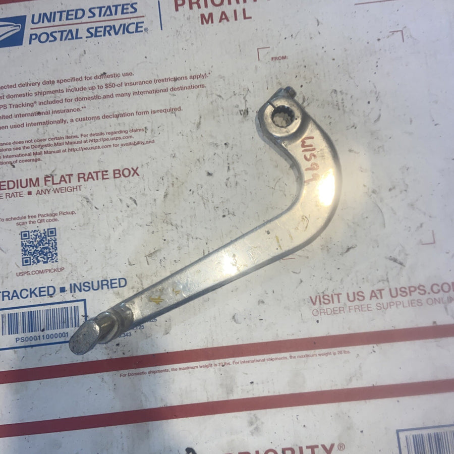 1986 Suzuki GSXR750 OEM REAR BRAKE PEDAL BRAKE LEVER
