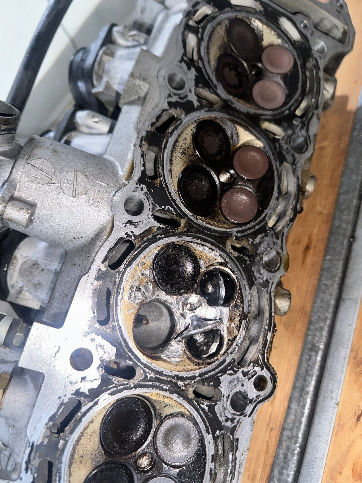01-03 Suzuki GSXR 600 Engine Motor Cylinder Head Parts Only