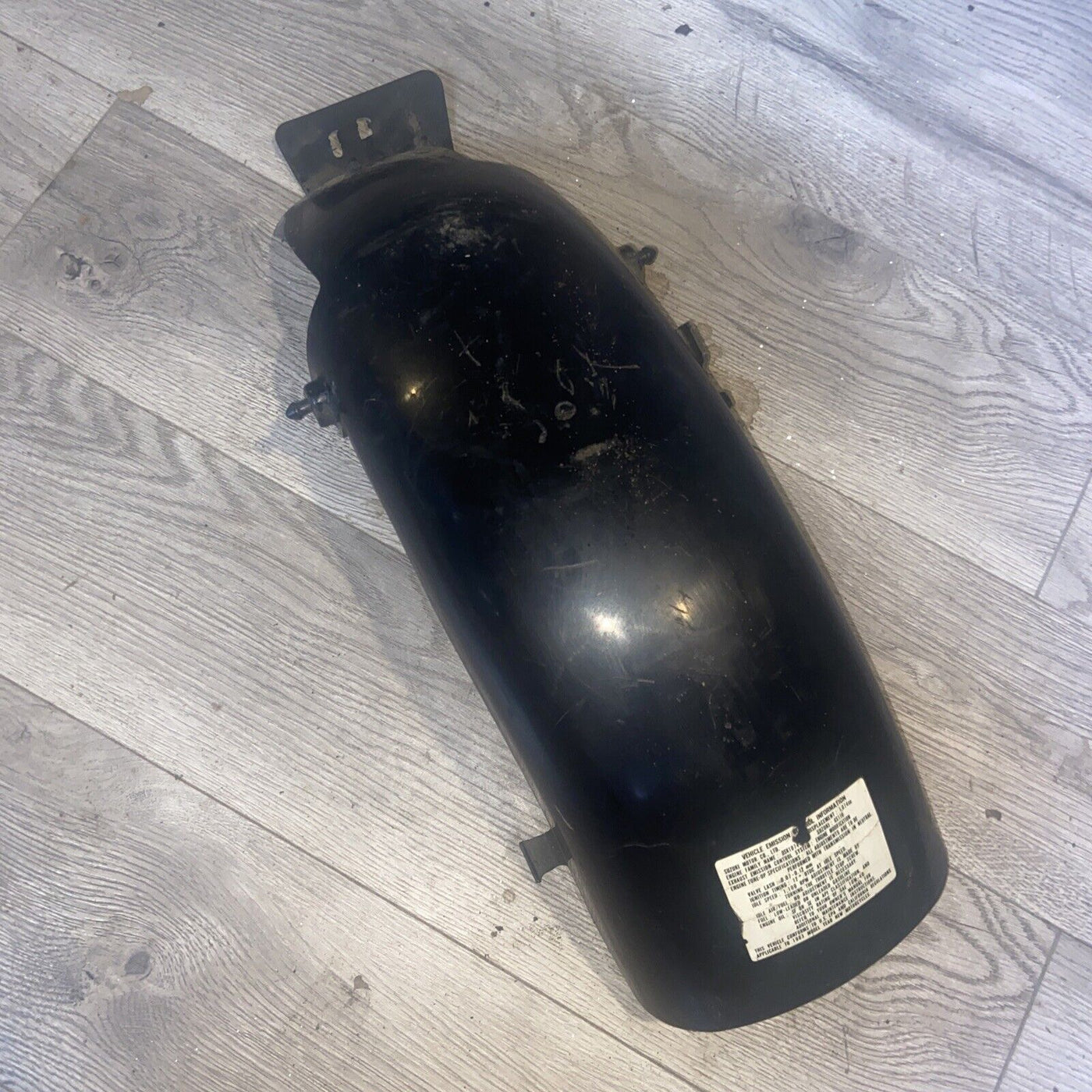 1980s suzuki GS 1100L Rear Inner Under Fender Plastic