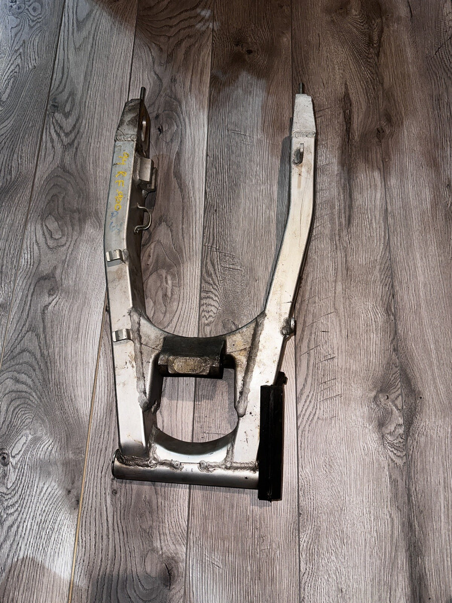 SUZUKI 94 95 96 97 RF 900 R RF900 RF900R REAR SWINGARM SWING ARM OEM