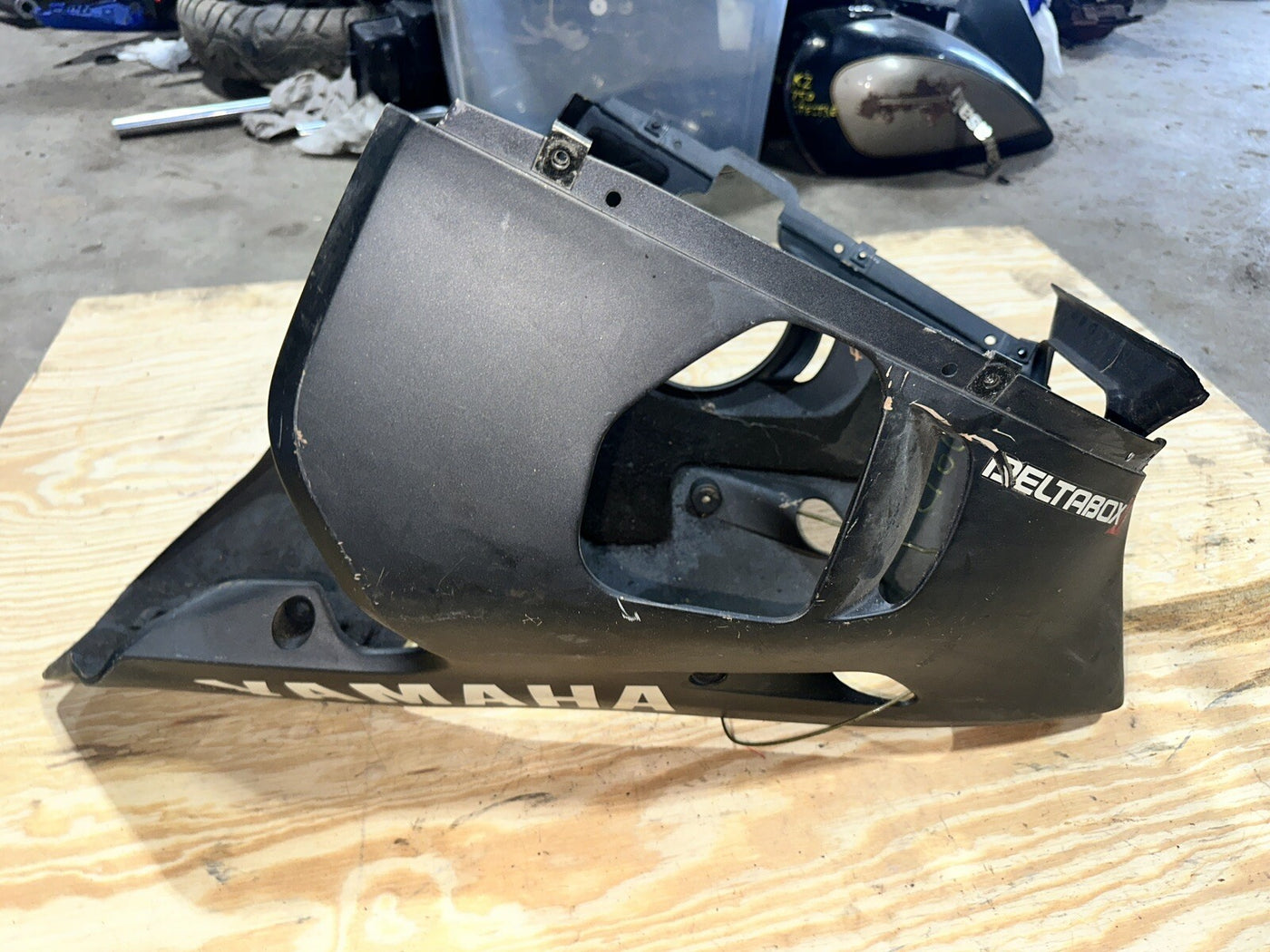 99-02 YAMAHA YZF R6 RIGHT LEFT LOWER BOTTOM BELLY SIDE FAIRING COWL