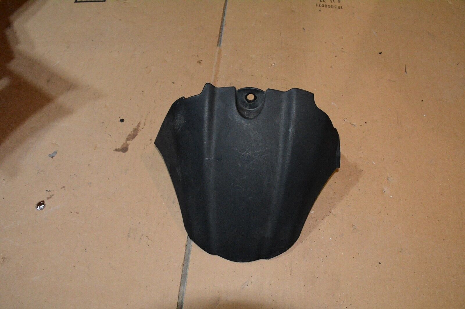 2005 2006 2007 2008 Suzuki GSX-R1000 GSXR 1000 Rear Wheel Hugger Fender Mudguard