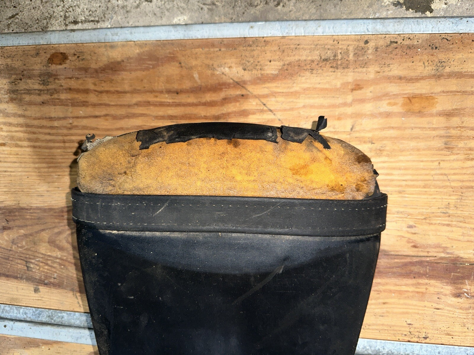 2003-2004 Yamaha Yzf R6 Rear Back Passenger Tandem Seat Pad Saddle Pillion