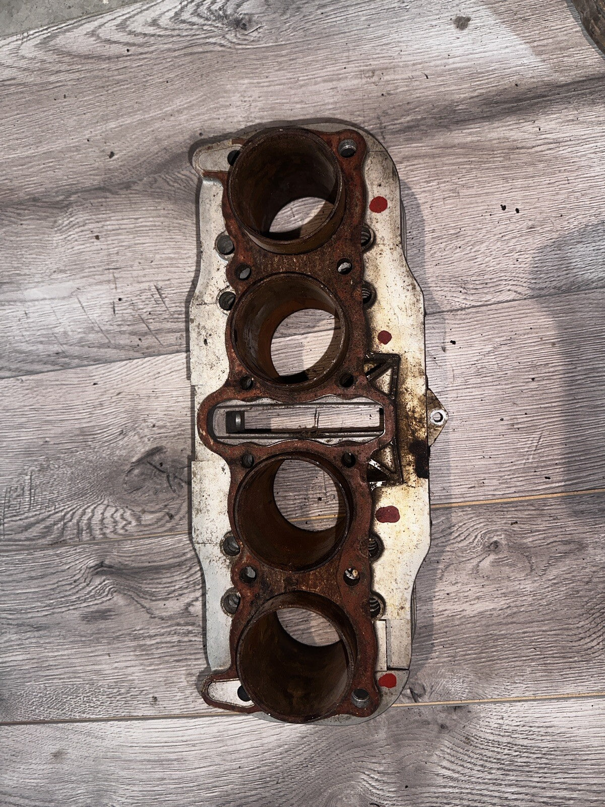 79 SUZUKI GS1000 CYLINDER JUG