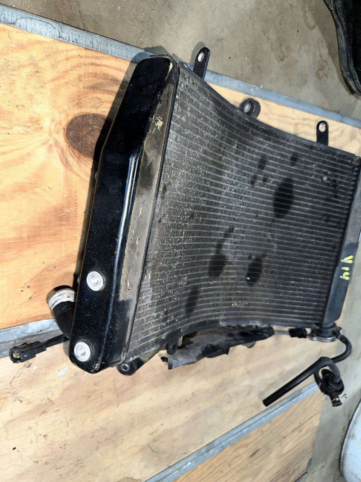 08-16 Yamaha oem YZF R6 Radiator w/ Cooling Fans 2006 2007 R6R