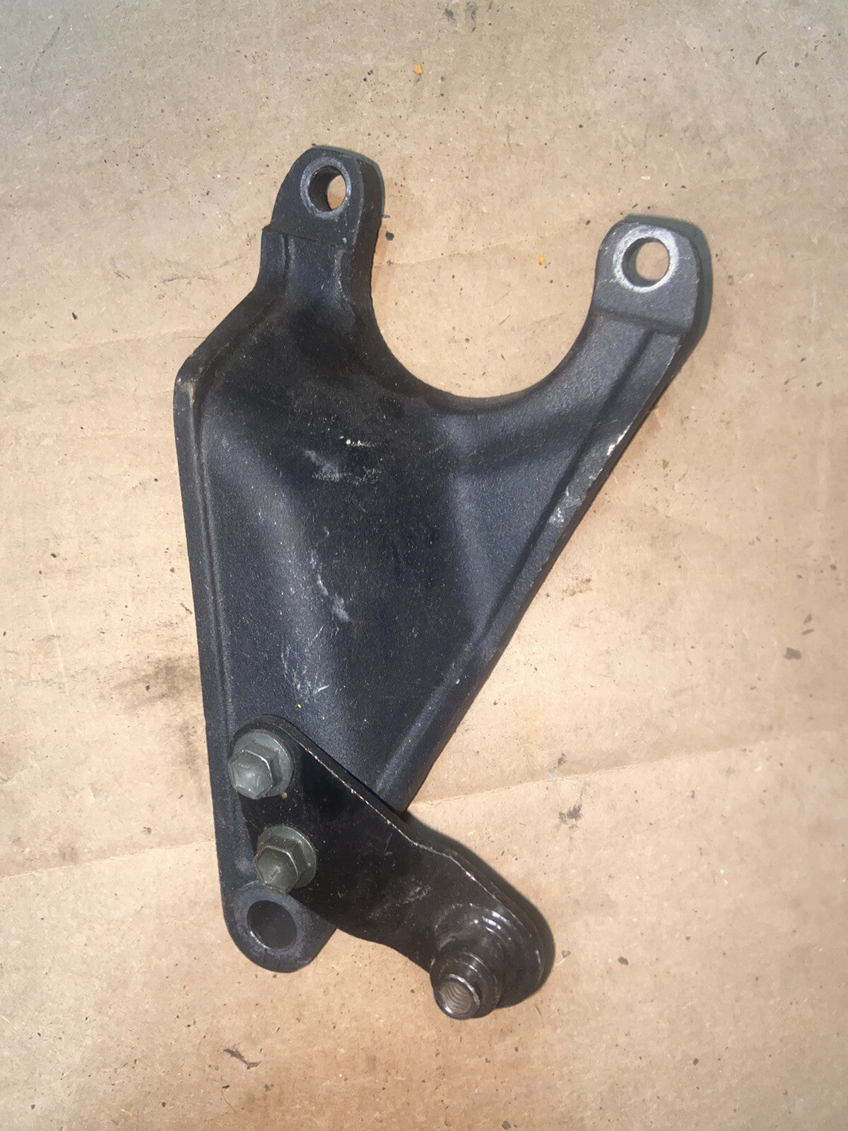 1995 Suzuki GSXR1100 Top Left Engine Motor Mount Bracket