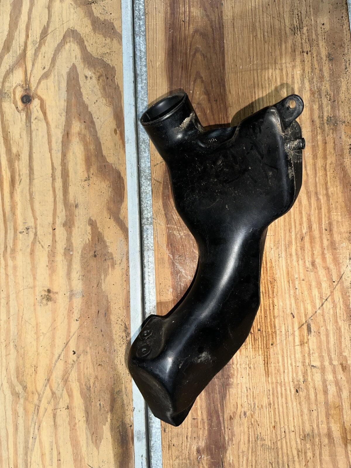 2003-2005 03 04 05 RAM Air Yamaha R6 YZF Ducting OEM Damage