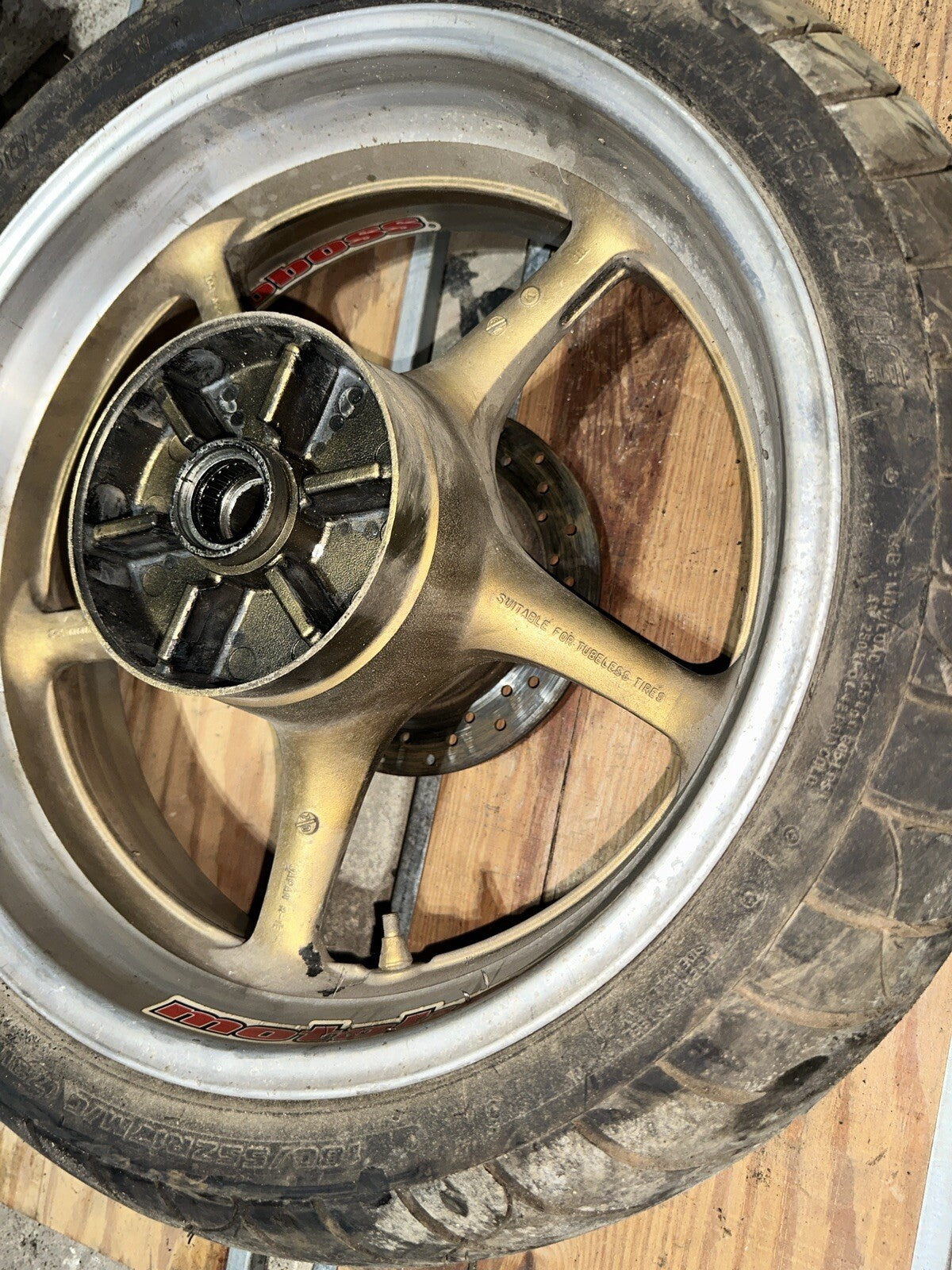 2003 - 2005 Yamaha Yzf R6 06 - 09 R6s Oem Rear Wheel Rim Tire