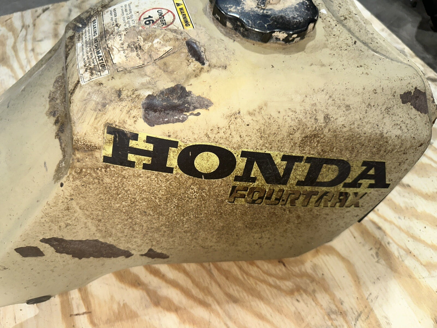 1994-2000 Honda TRX300 TRX FourTrax 300 Fuel Gas Petrol Tank Reservoir