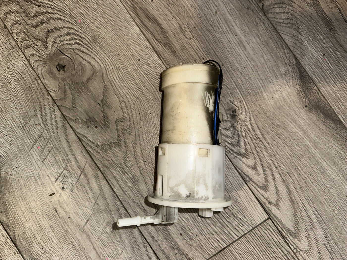08-16 YAMAHA YZF R6 FUEL PUMP GAS PETROL SENDER UNIT