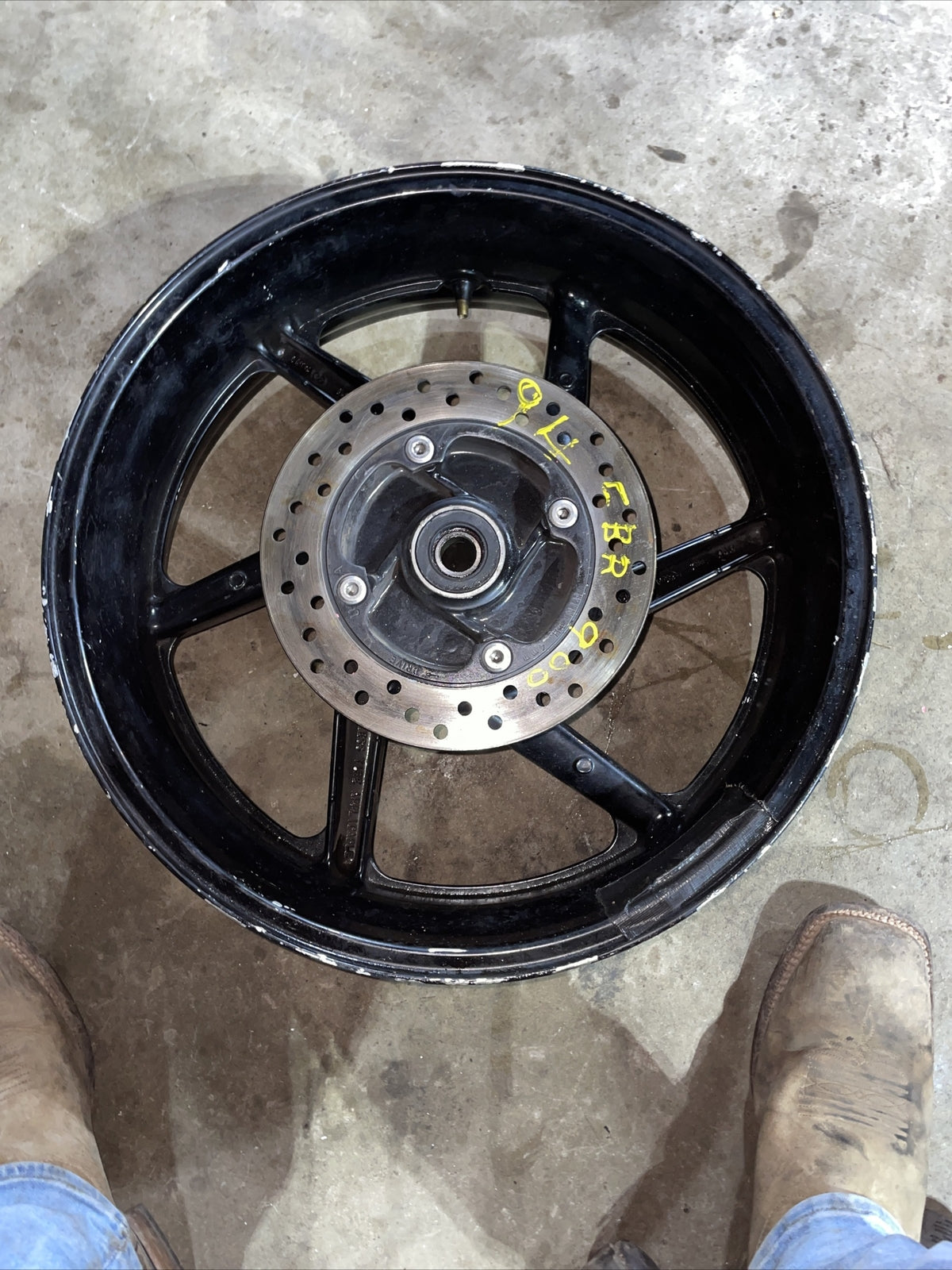 HONDA 93 94 95 CBR 900 RR CBR900 CBR900RR REAR WHEEL RIM OEM BLACK