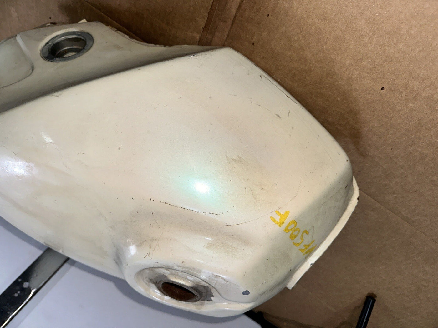 1984 85 HONDA VF500F VF 500 F INTERCEPTOR FUEL GAS PETRO TANK OEM 175A1-MF2-670